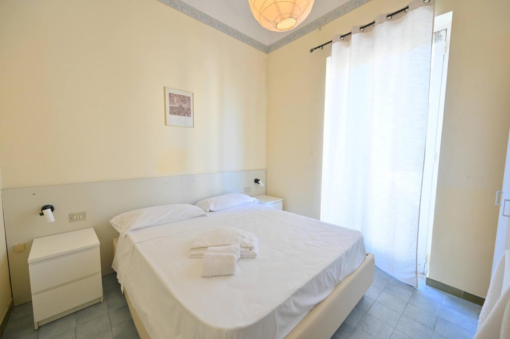 Villa Diana - Beach & Rooms Ischia Exteriör bild